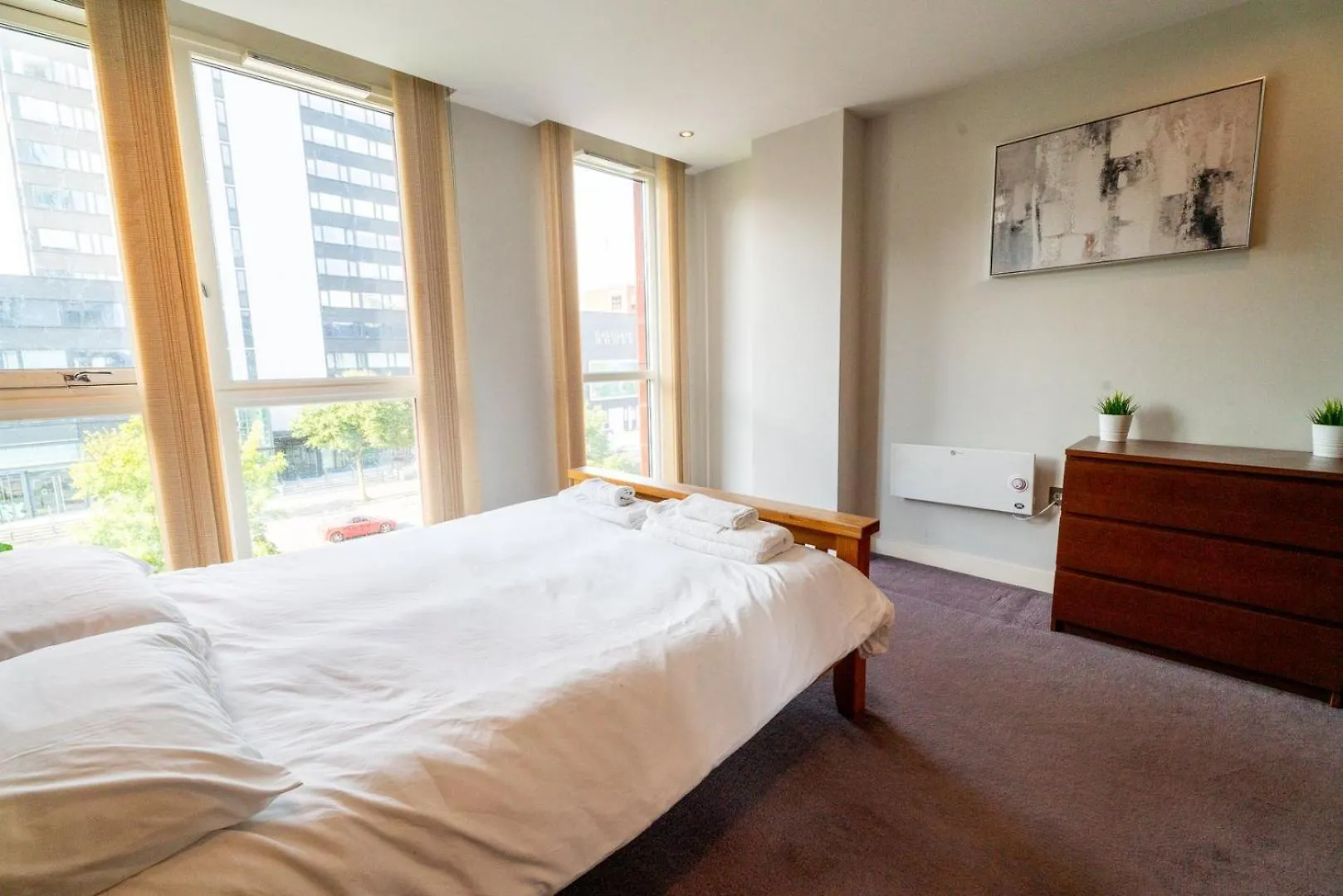 Smart Tv | Parking Nearby | 1Br Apartment Cardiff 0*,  United Kingdom